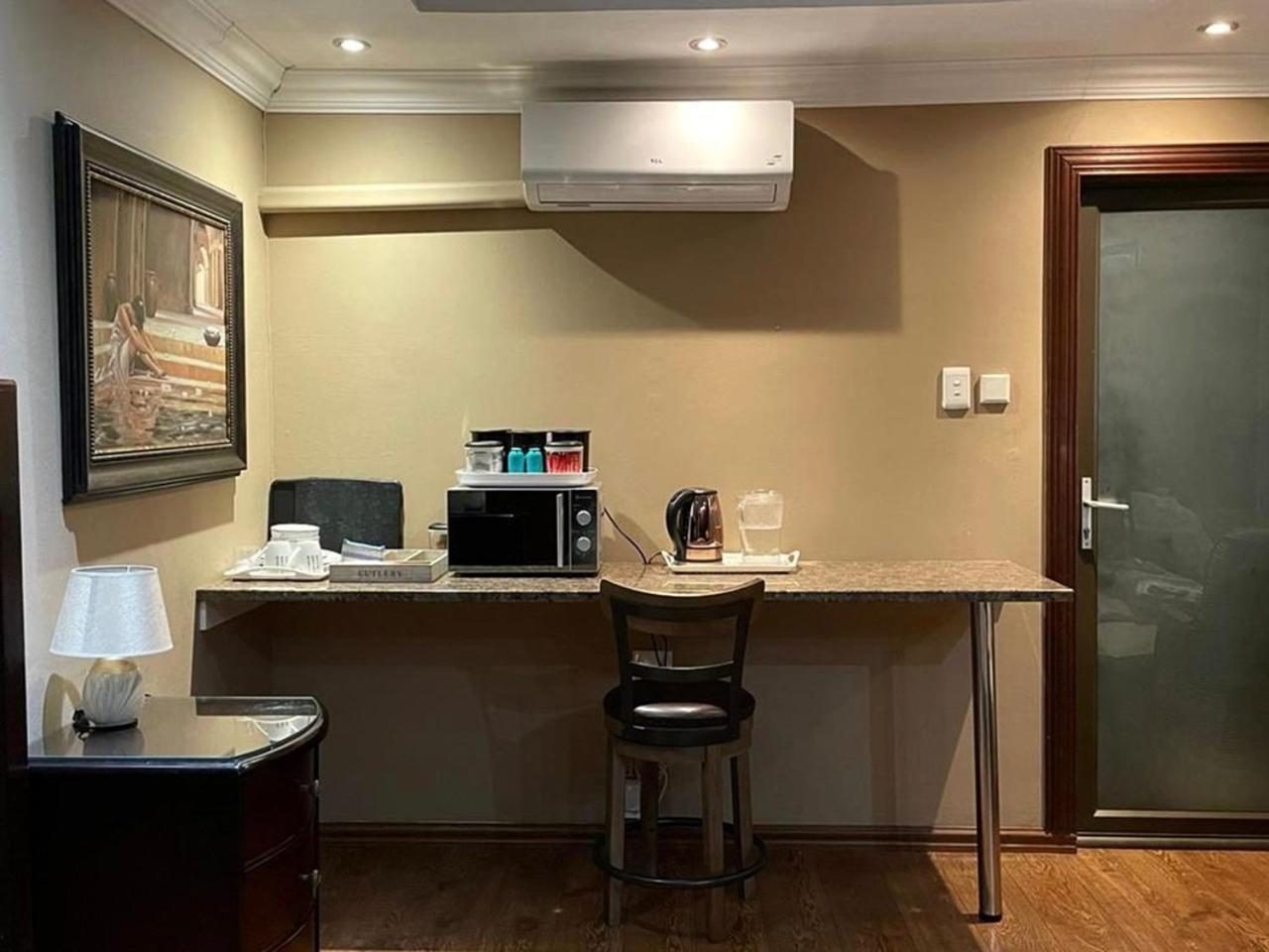Spies Villa - Fast Wi-Fi, Netflix And Generator ميدلبرغ المظهر الخارجي الصورة
